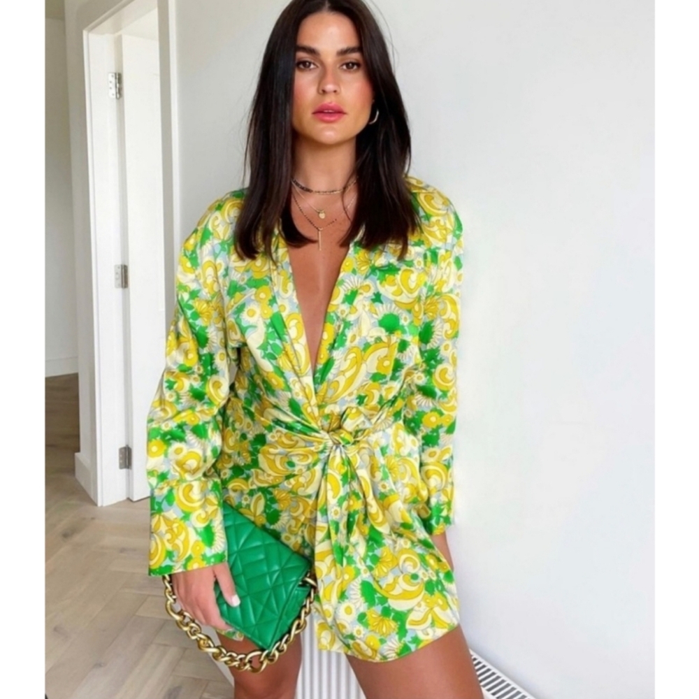 Zara Bloggers Favorite Floral Print Mini Wrap Dress Small Resortwear Euro Summer